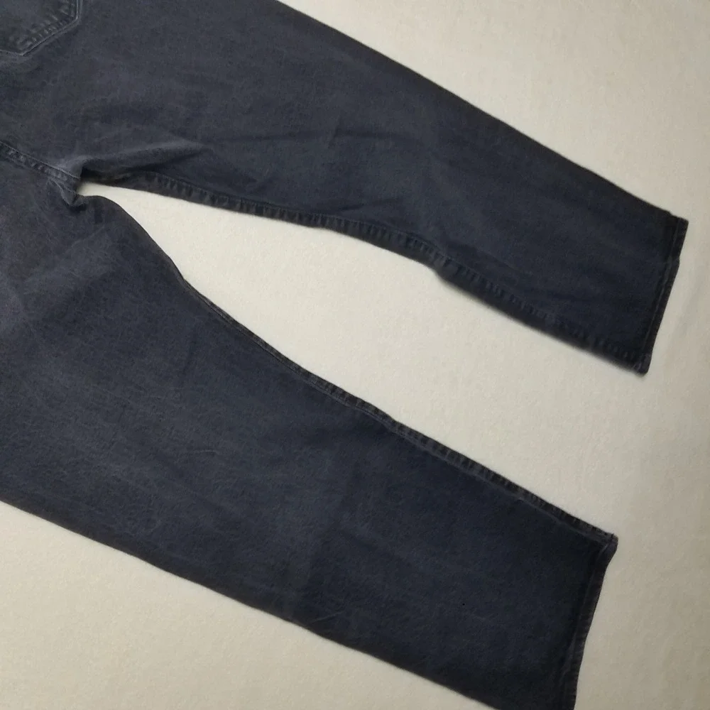 Levi's 501 size 38x32 Men's Black Denim Button Fly Straight‎ Leg Jeans